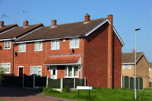 Can I Alter The Party Wall Surveyor? - A Crucial Guide From Faulkner Surveyors 3 Do you want to change the party wall surveyor you are using? Get the best results from Faulkners Maidstone NOW!